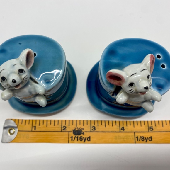 Vintage Mice in Top Hats Salt and Pepper Shakers - Picture 4 of 5